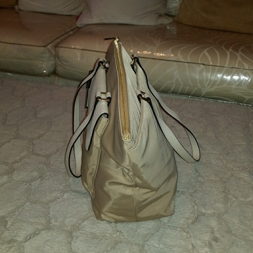Karl Lagerfeld tote - Picture 4 of 5